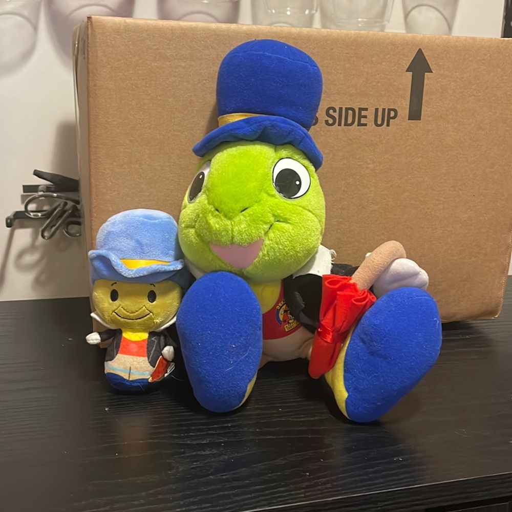 Disney plush pinocchio- jiminy cricket lot